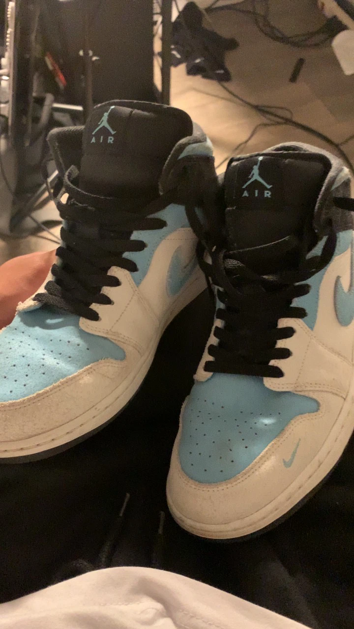 Nike Jordan 1 *SIZE 10* Chill Blue MID SE - photo 3
