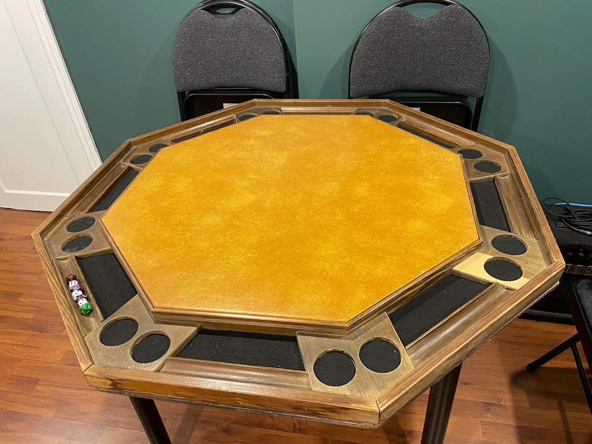Octagonal Poker Table