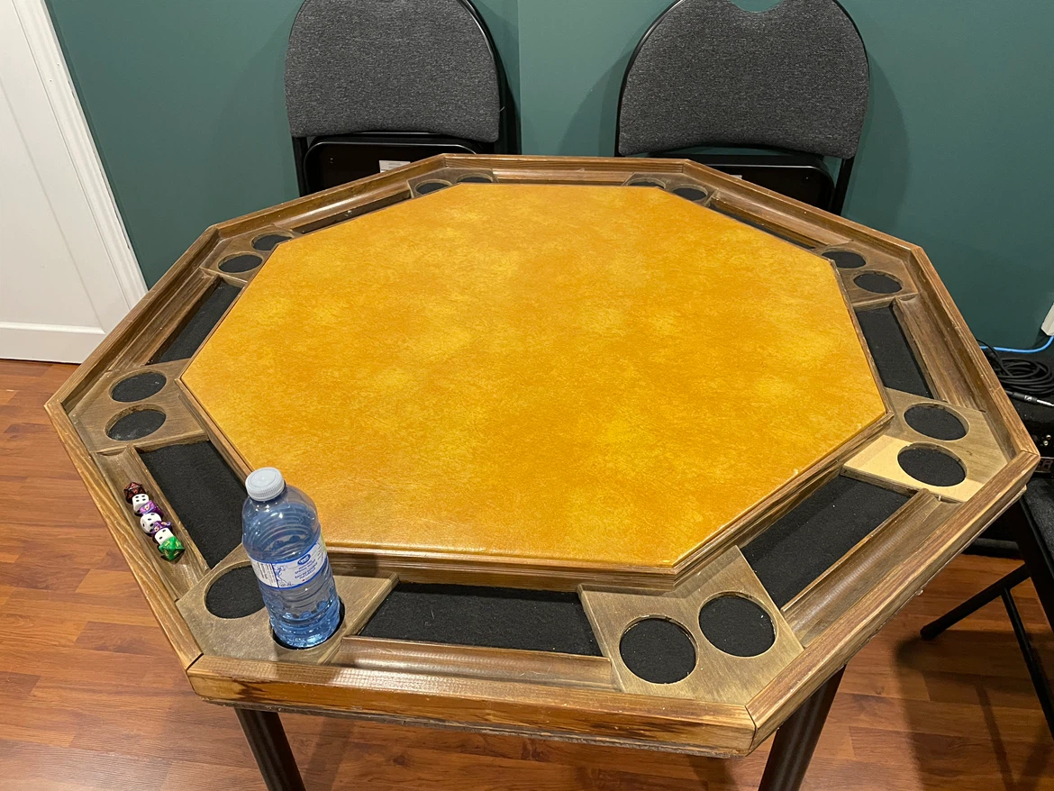 Octagonal Poker Table - photo 2