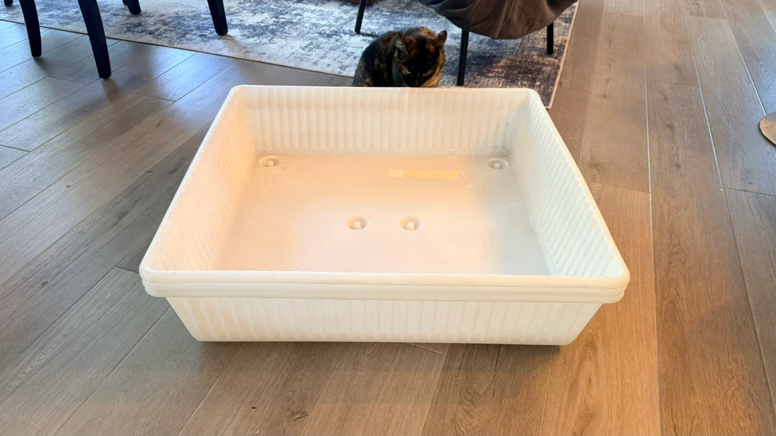 White Plastic Under Bed Storage