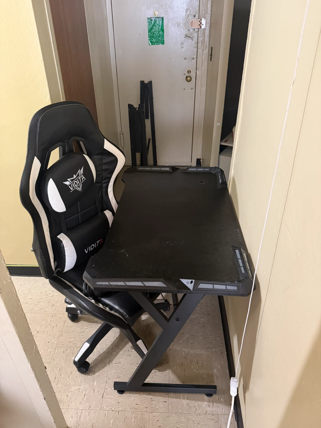Vidita Gaming Chair and Desk Set
