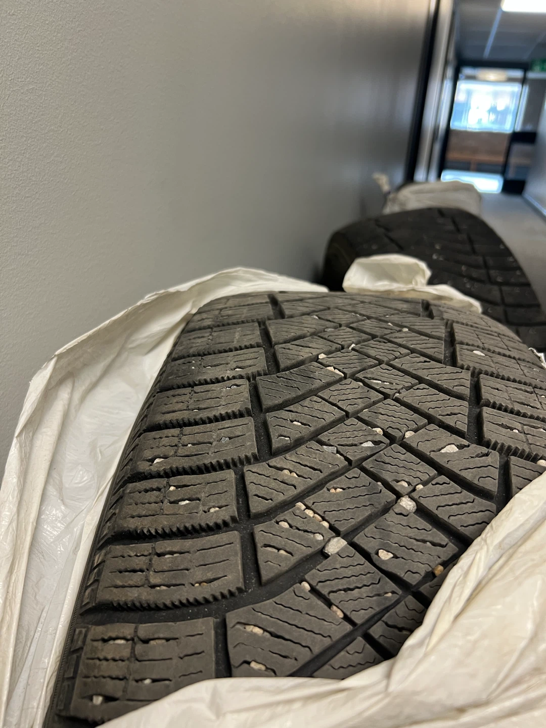 235/60R18 Winter Tire used - photo 5