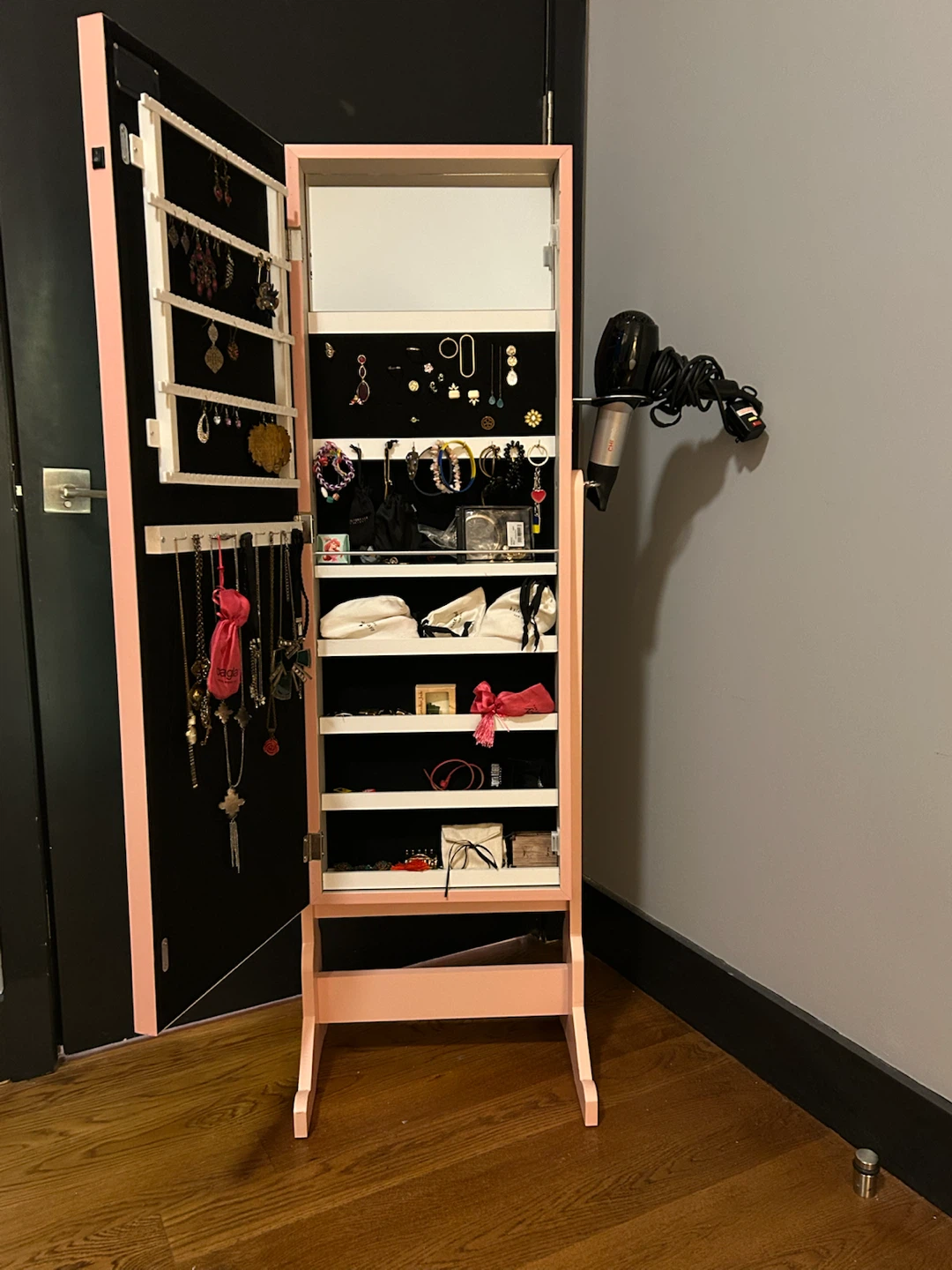 Pink Jewelry Armoire Mirror with Lights - photo 5