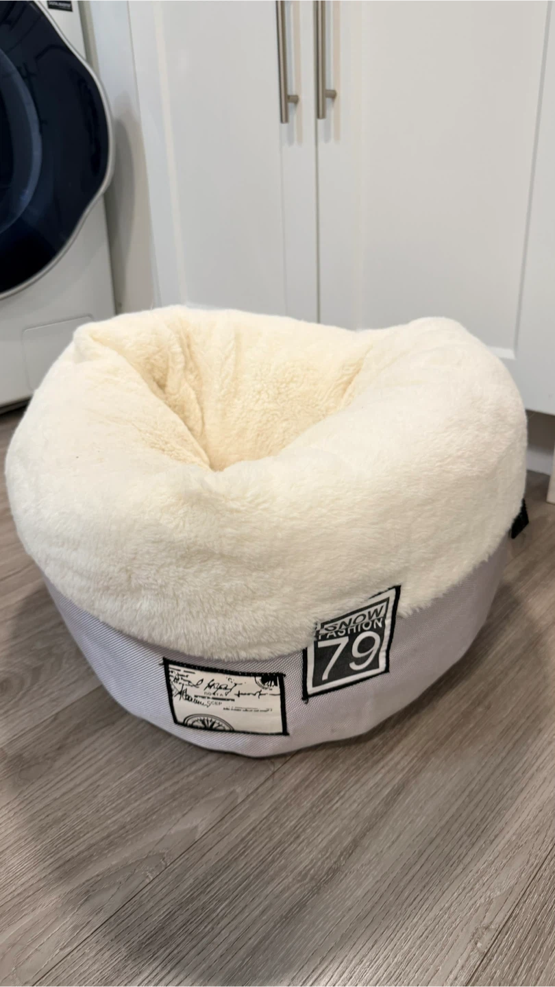 Plush Pet Bed