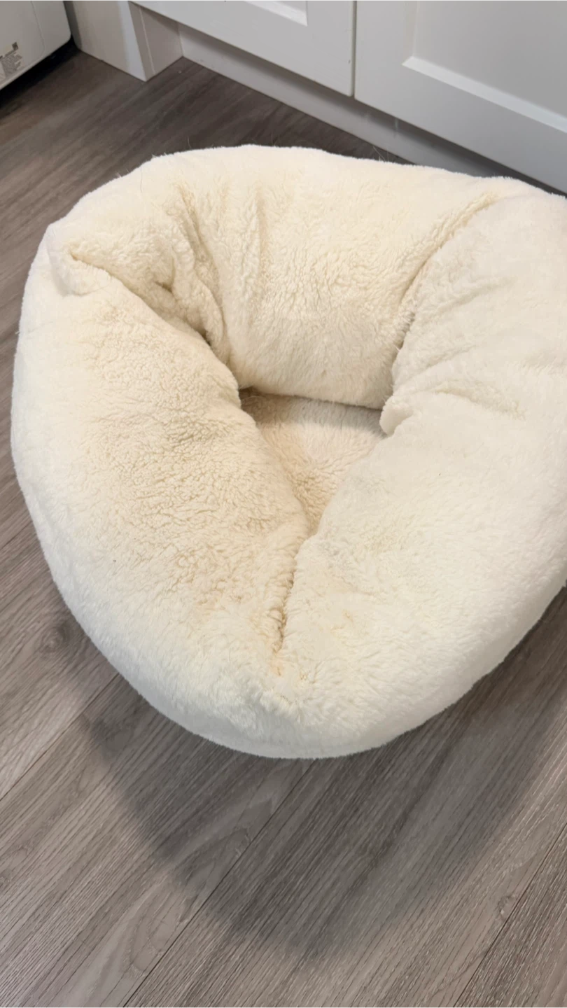 Plush Pet Bed - photo 2