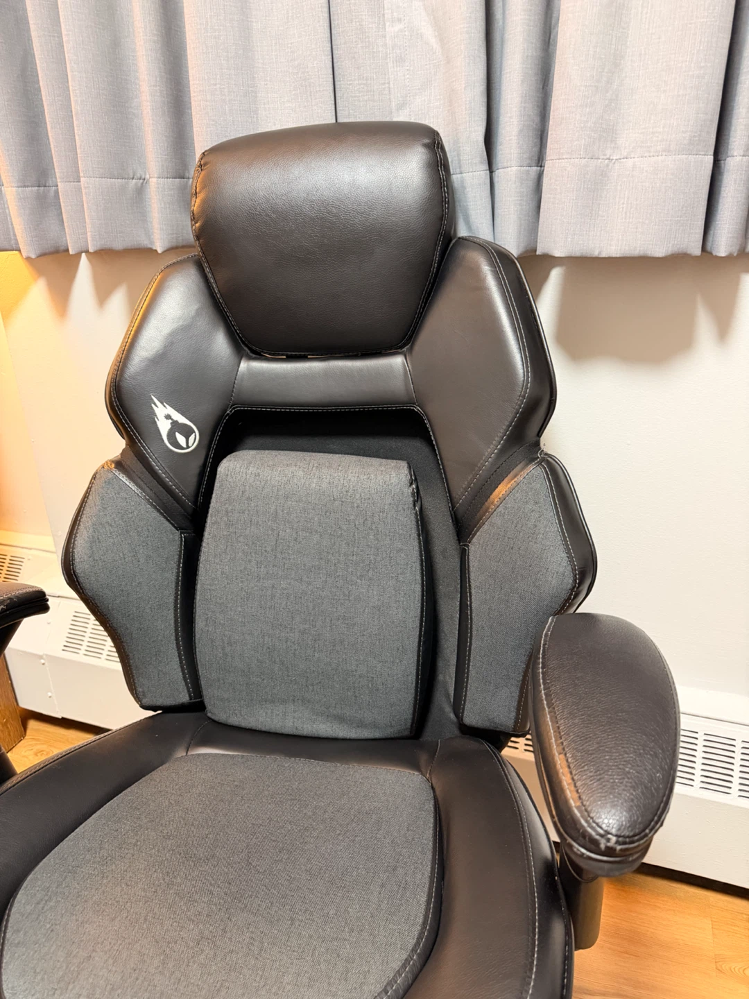 Gaming Chair - photo 2