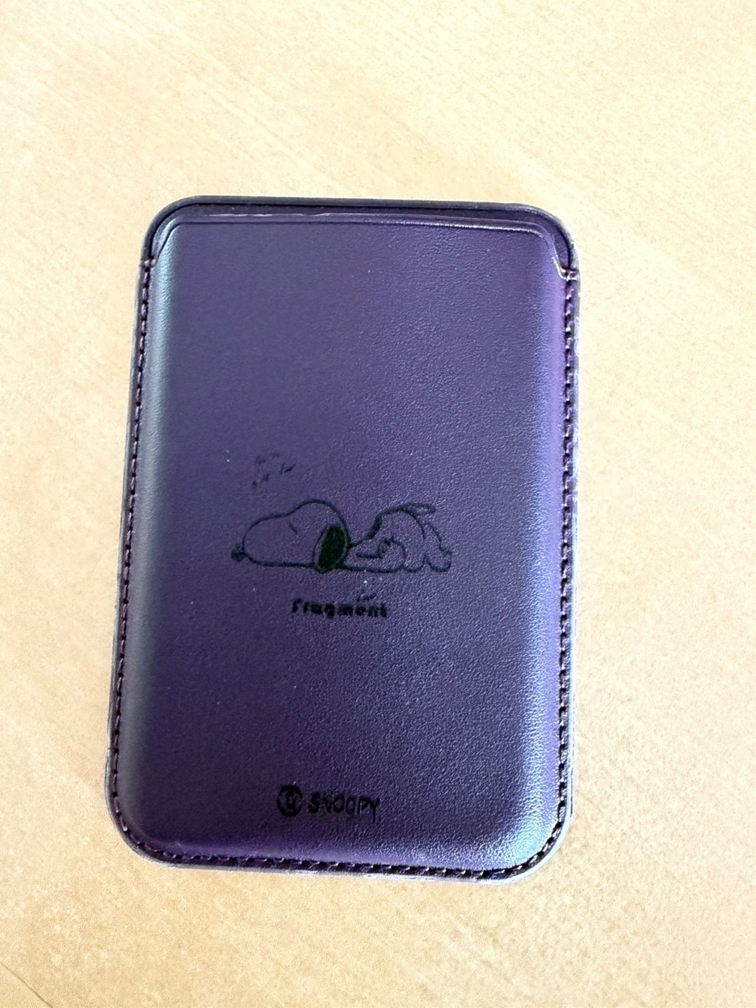 Snoopy MagSafe Card Holder Purple