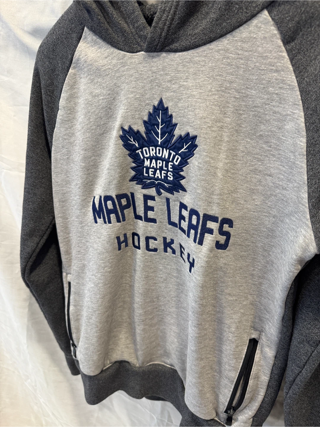 Toronto Maple Leafs Hockey Hoodie - photo 2