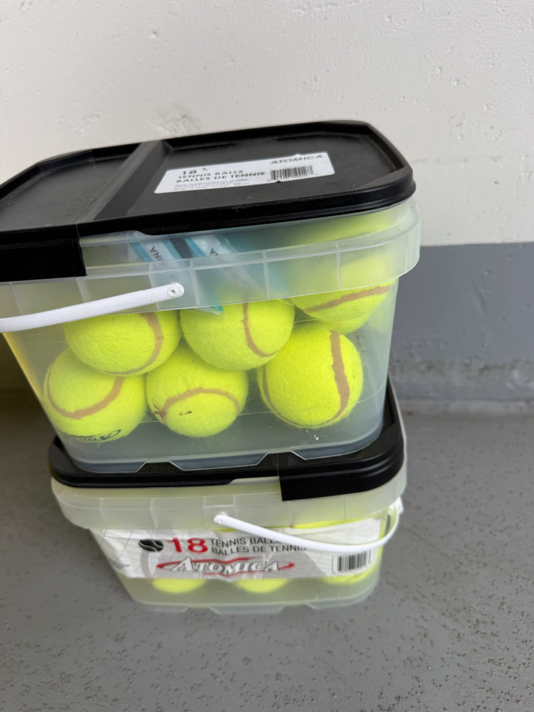 ATOMICA 18 Tennis Balls