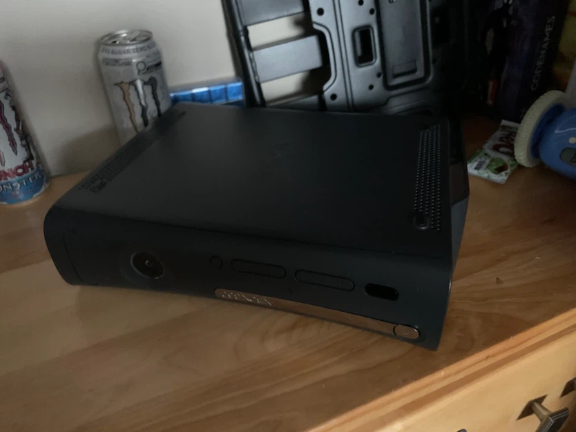Xbox 360 Elite 120GB console in Black