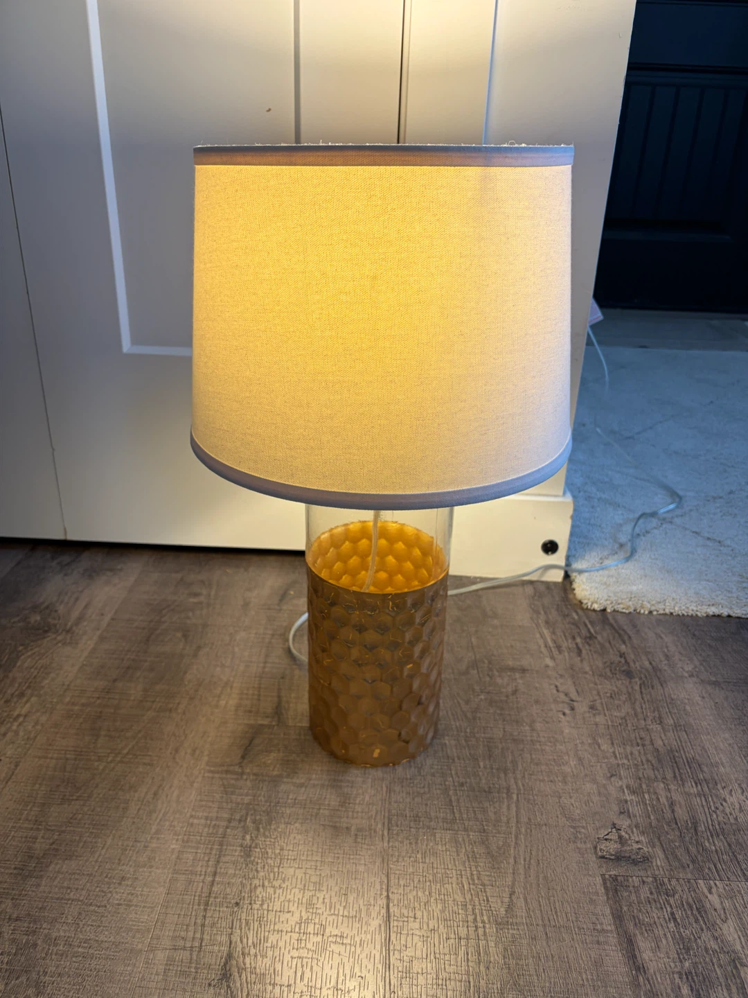 table lamp - photo 2