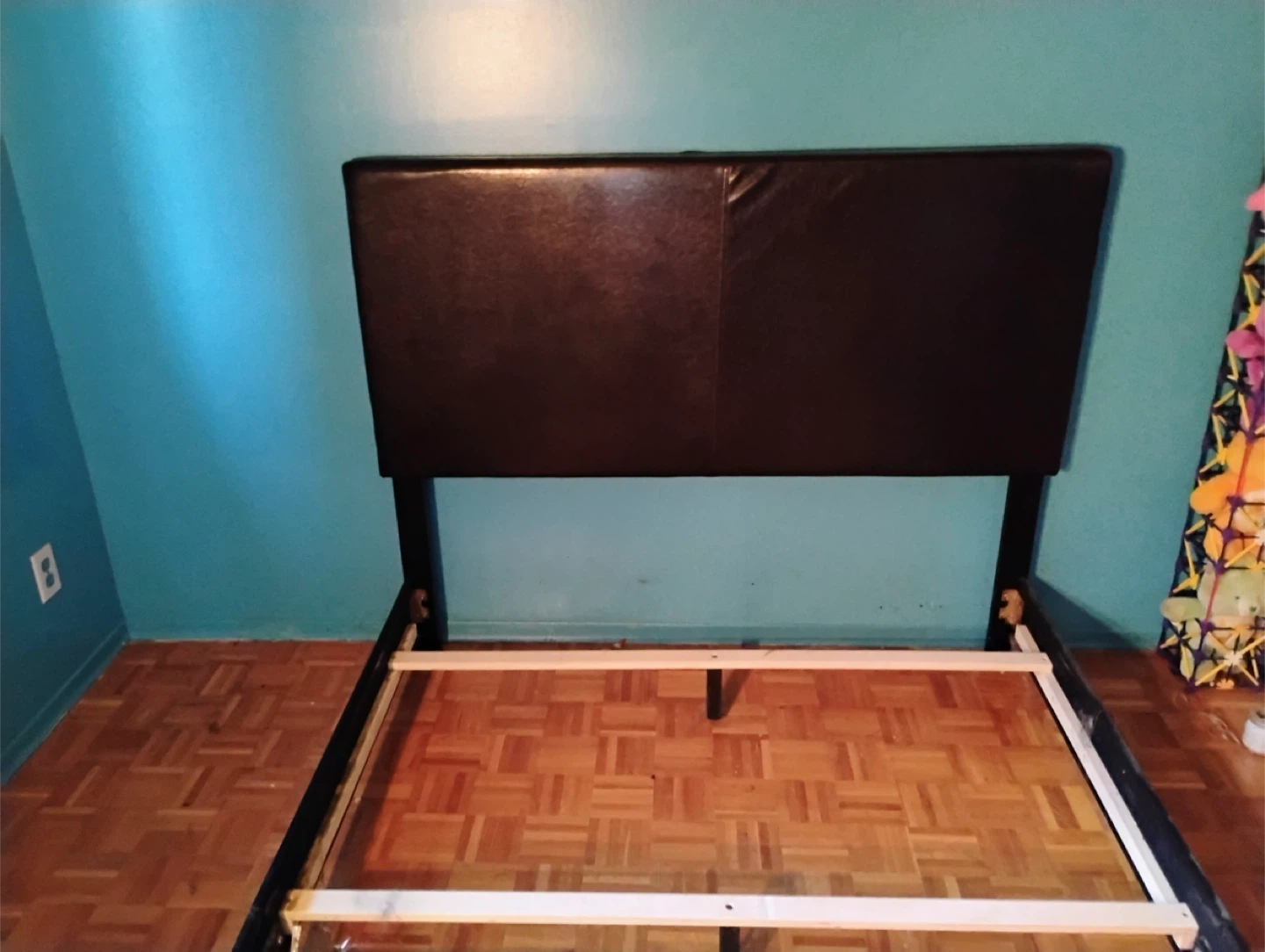 Black upholstered bed frame with headboard - photo 3