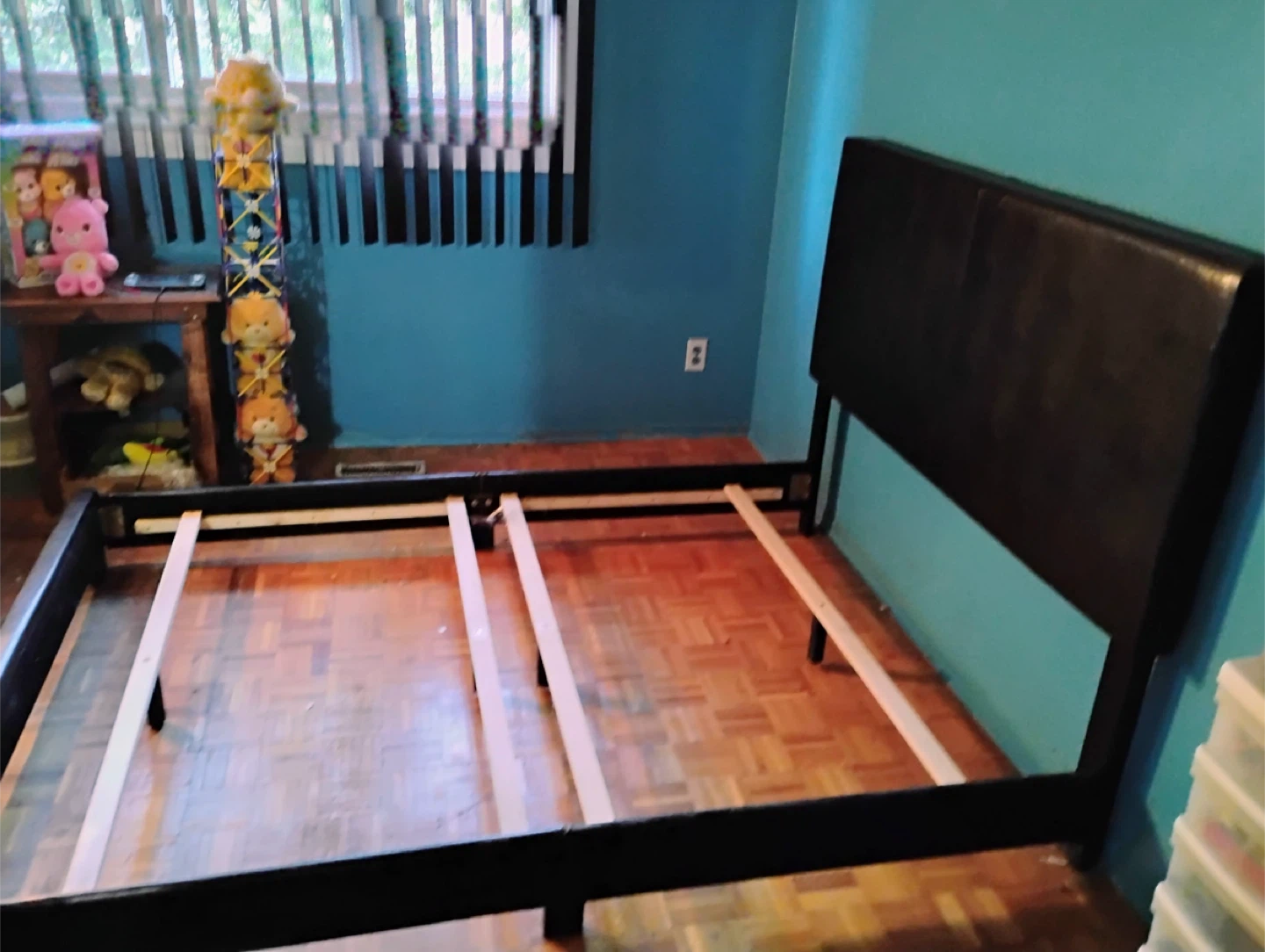 Black upholstered bed frame with headboard - photo 4