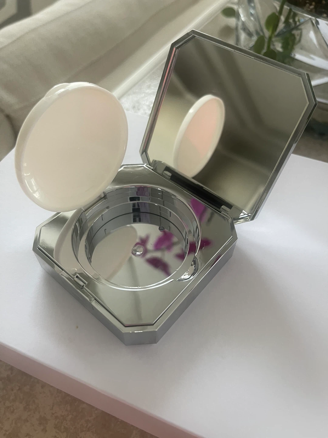 EMPTY COSMETIC CASES - Chanel - Mugler - Shiseido - - photo 3