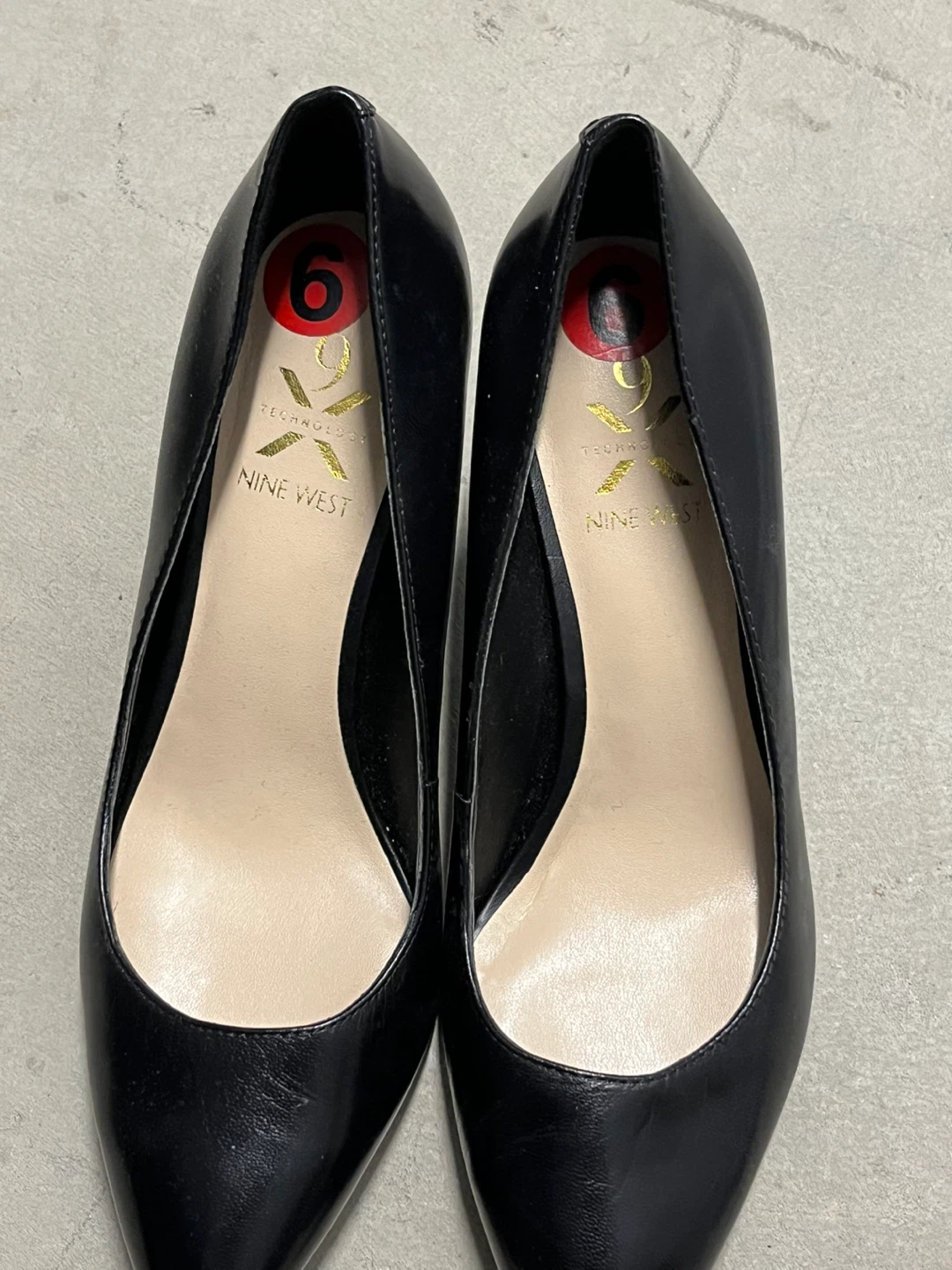 Nine West Black Pointed Toe Heels - Size 6 - photo 3