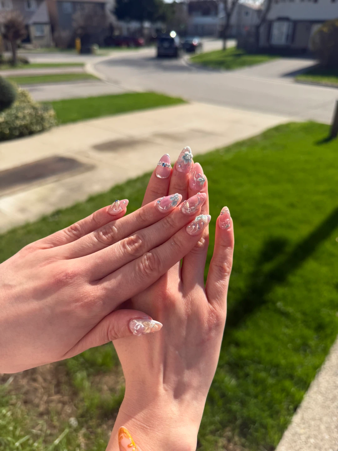 Get your nails done for less - photo 3