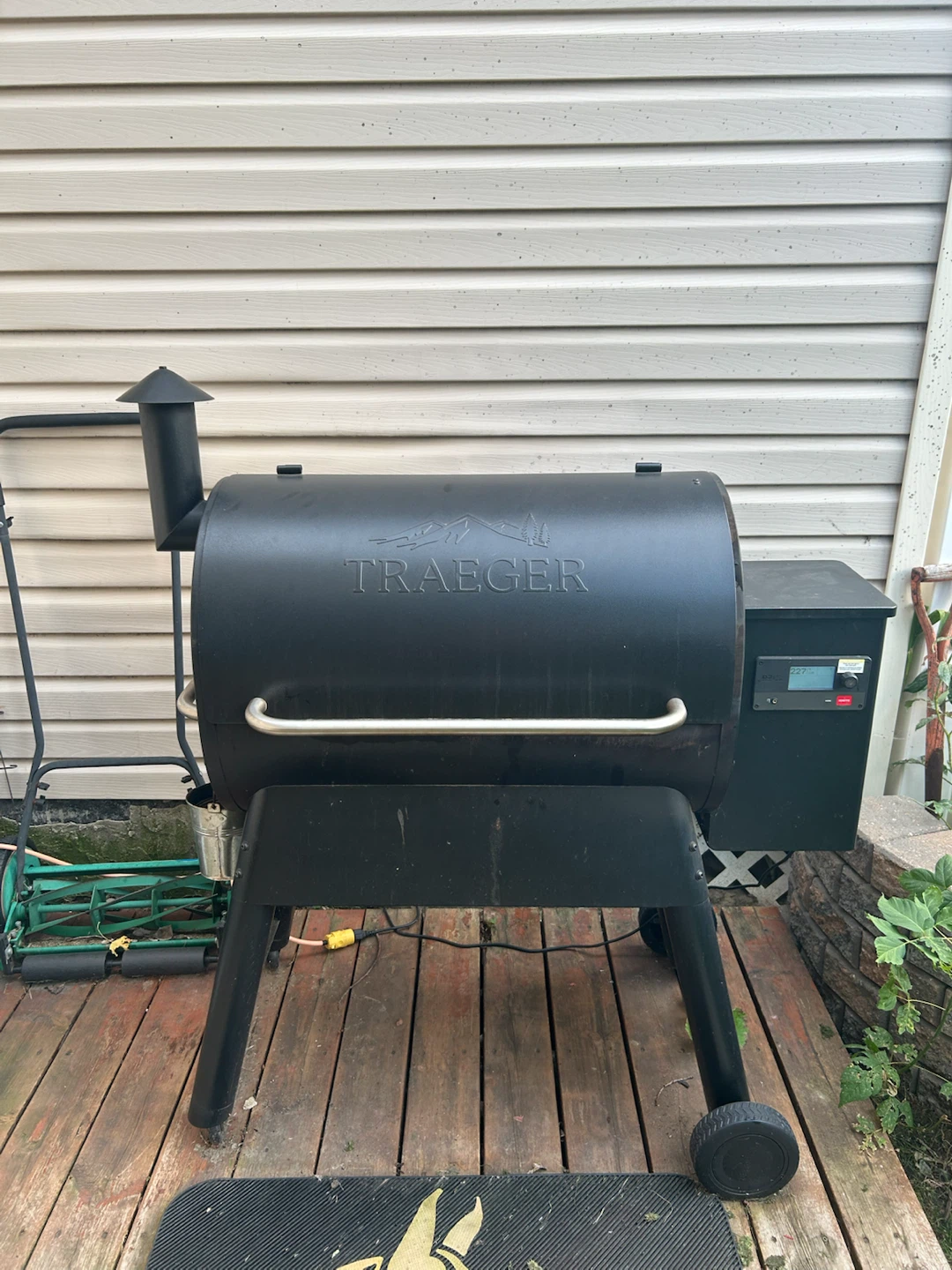 Traeger Pro 780 Series Pellet Grill - photo 2
