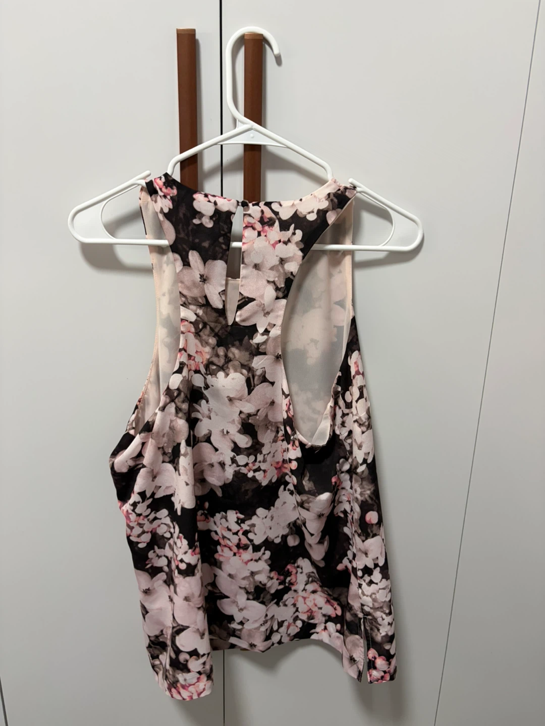 Banana Republic Floral Tank Top - Size M - photo 2