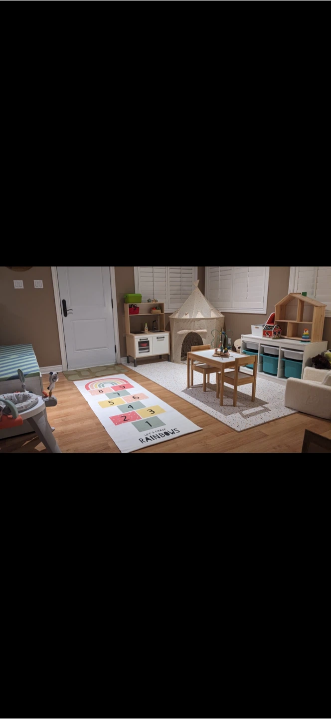 HOME DAYCARE! Bristol & Mavis Area Mississauga - photo 4