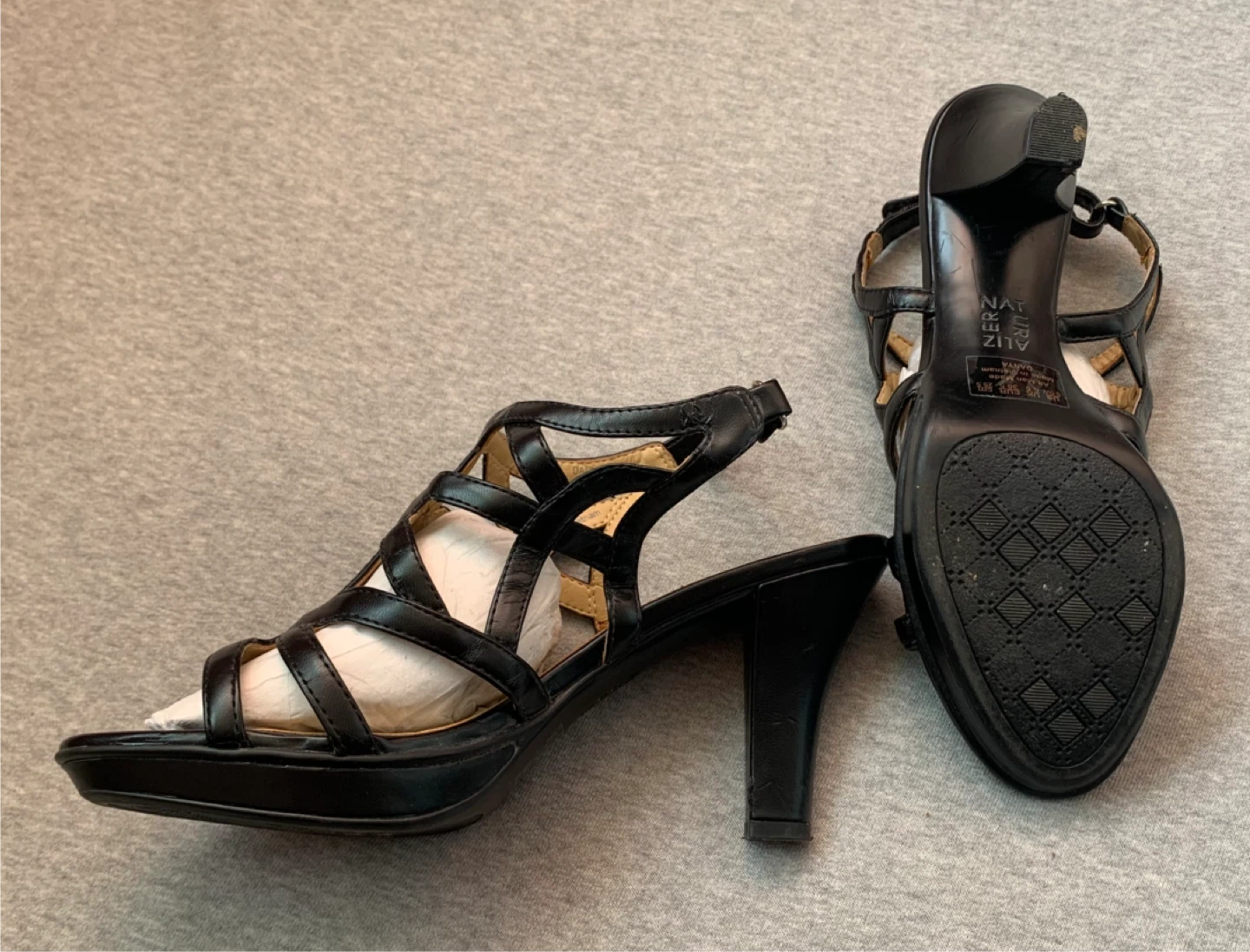 Naturalizer Danya Strappy Sandal Heels ~ Size 8.5