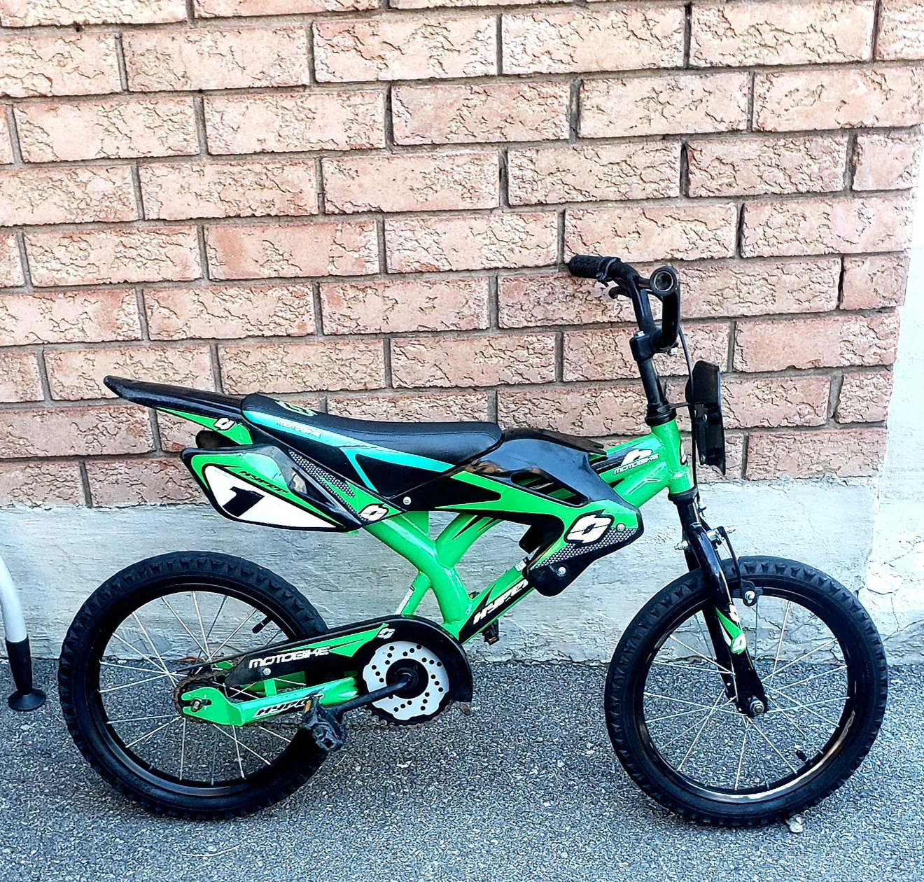Kids' Green "Motobike" Style Bicycle - photo 3