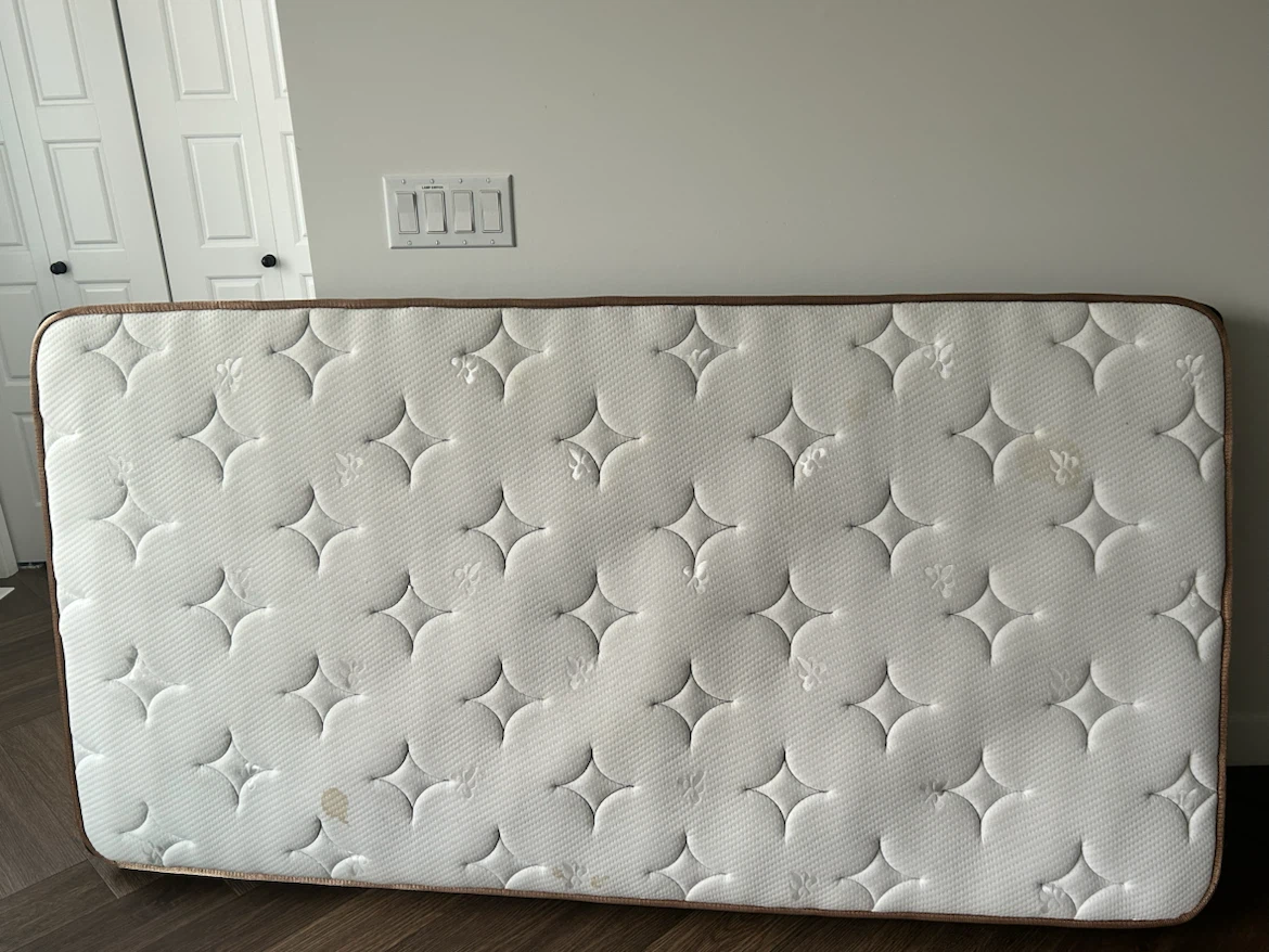 White Bed Story Quilted Single Mattress - photo 2