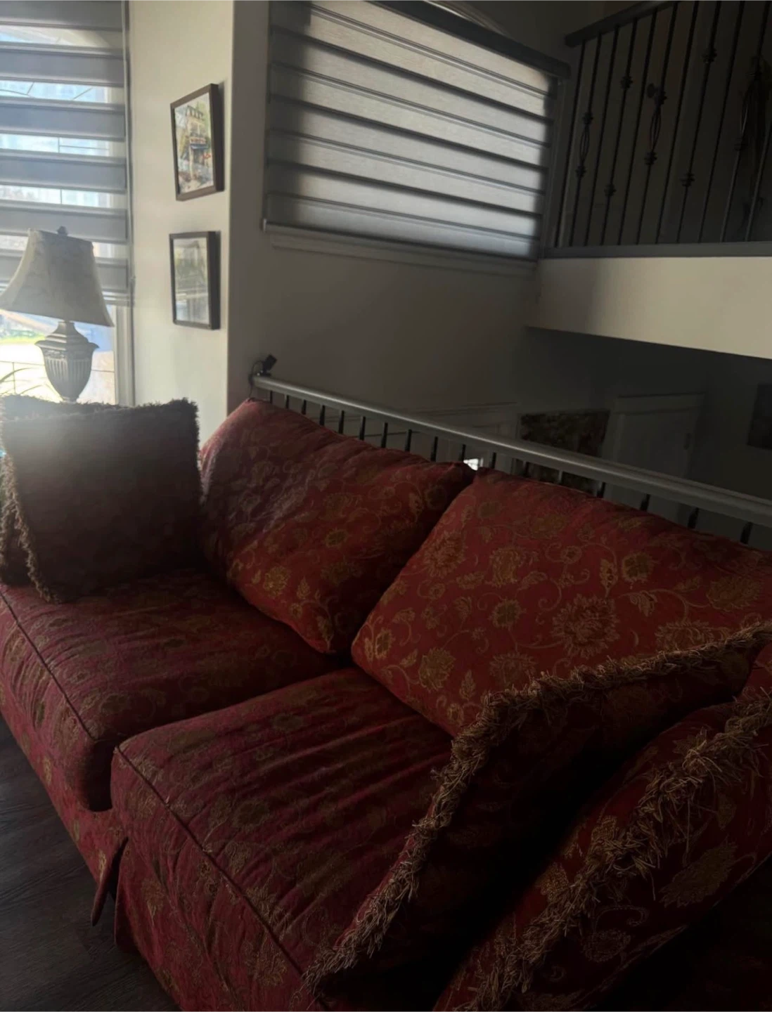 Couches - Living Room Set - photo 3