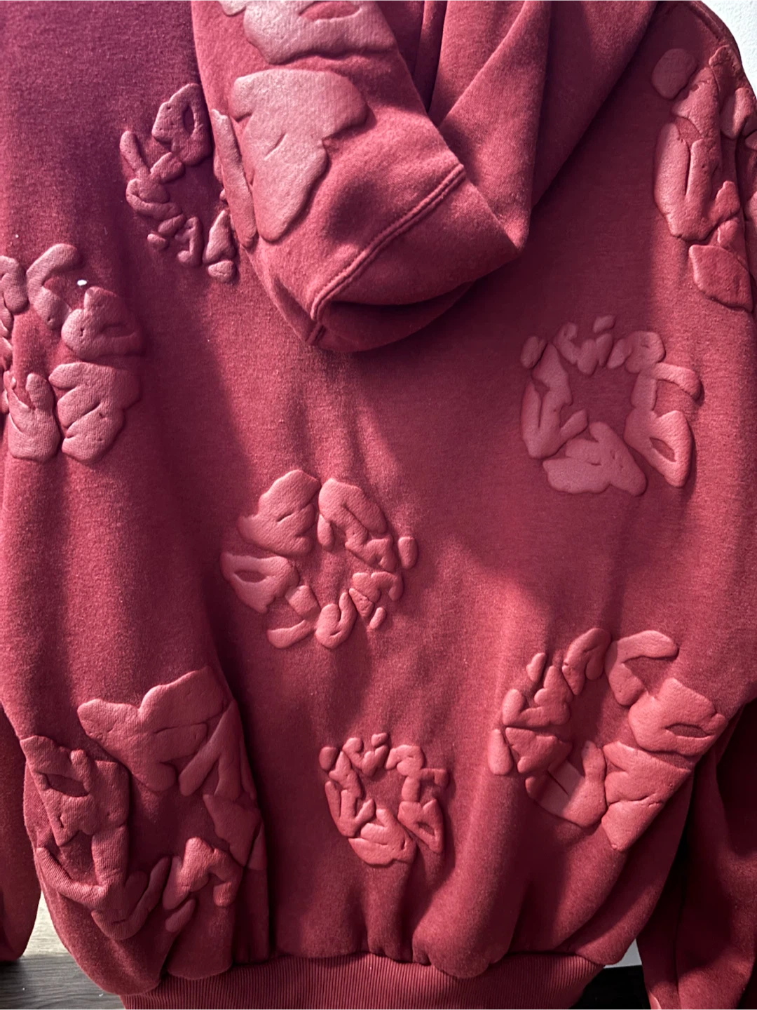 Burgundy puff print floral hoodie - photo 2