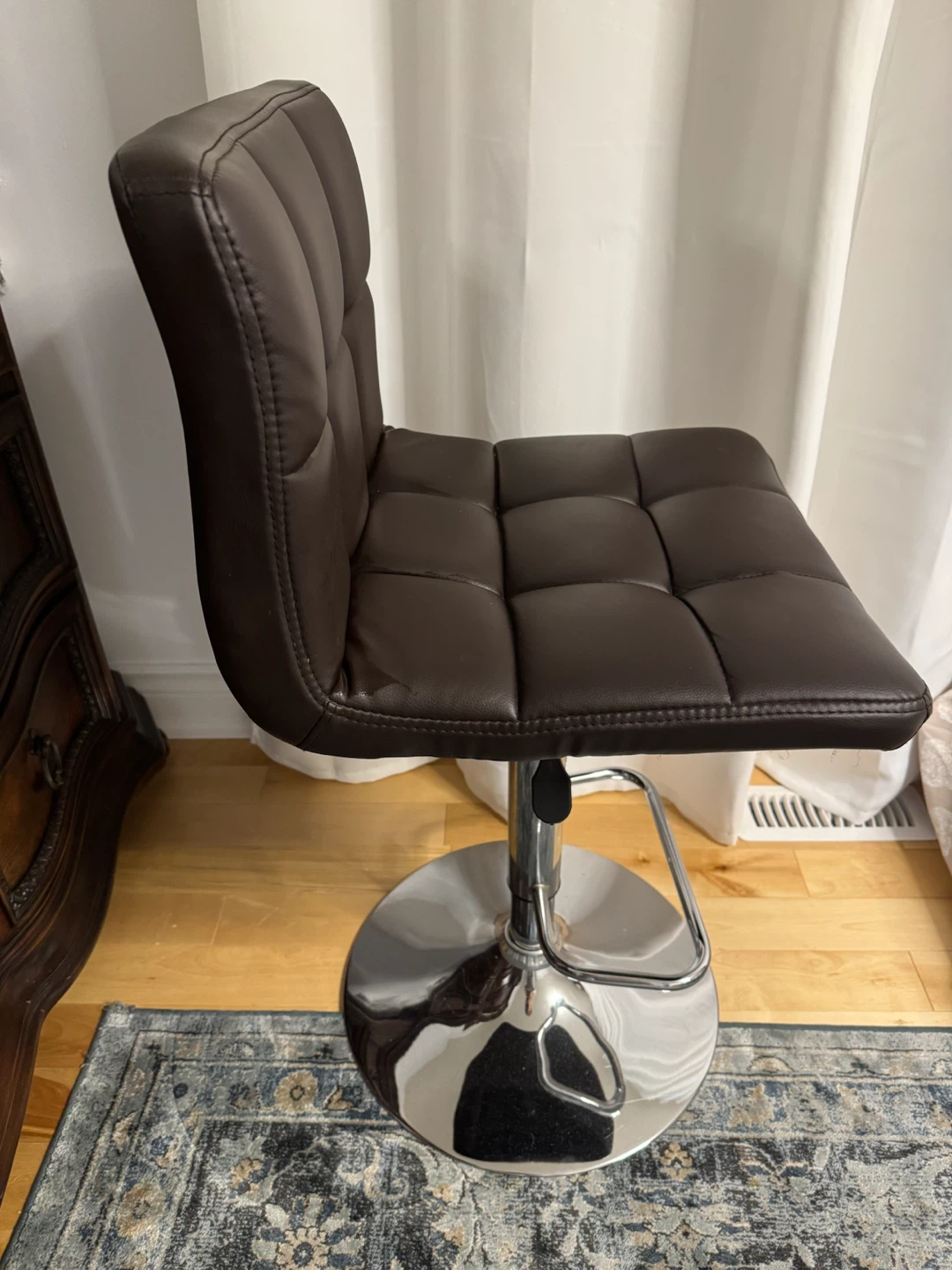 Brown faux leather swivel bar stool - photo 4