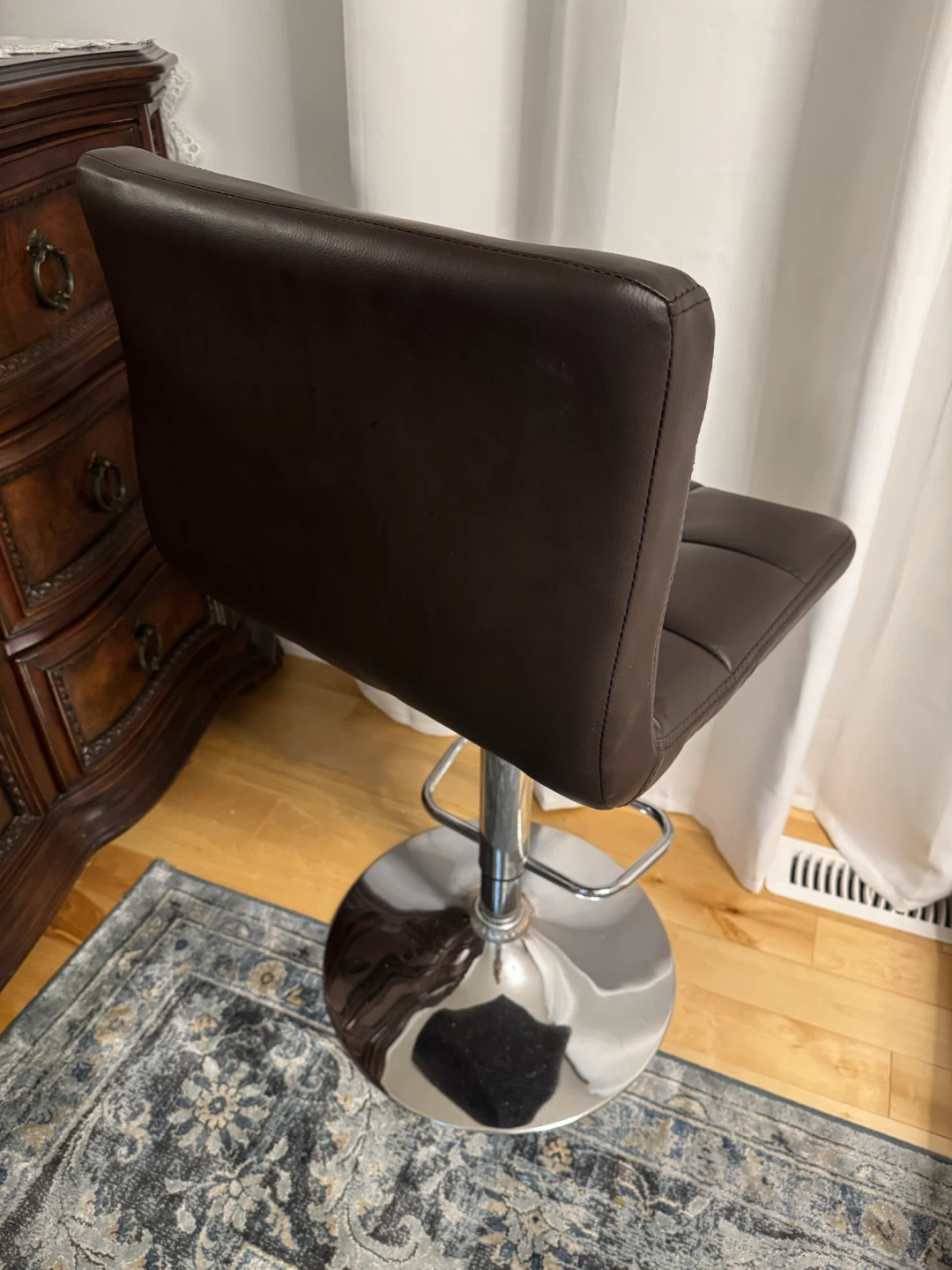 Brown faux leather swivel bar stool - photo 5