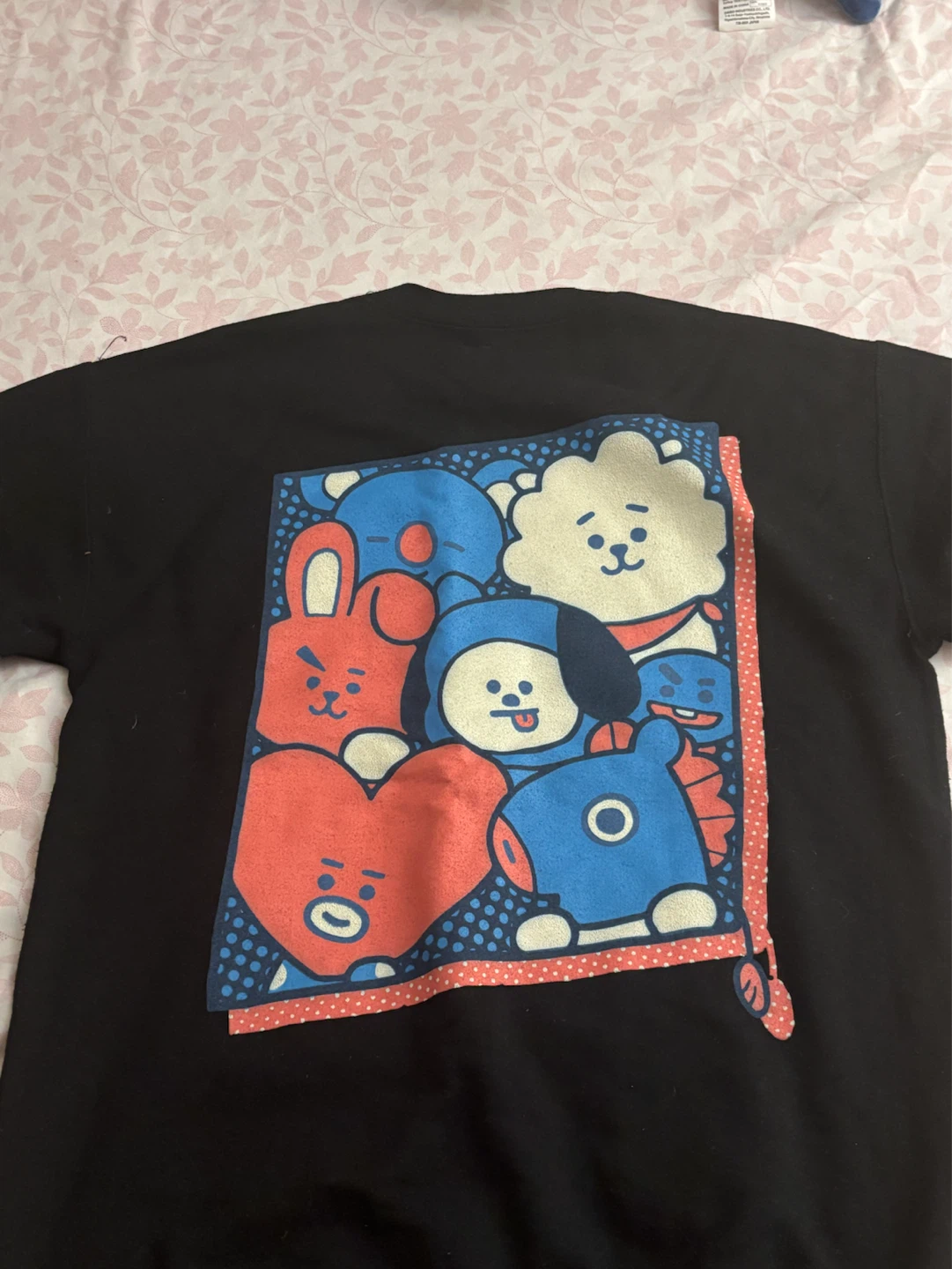 BT21 Toronto Graphic Crewneck Sweatshirt