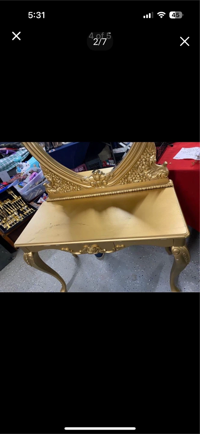 Gold Vanity Table with Ornate Mirror - photo 2