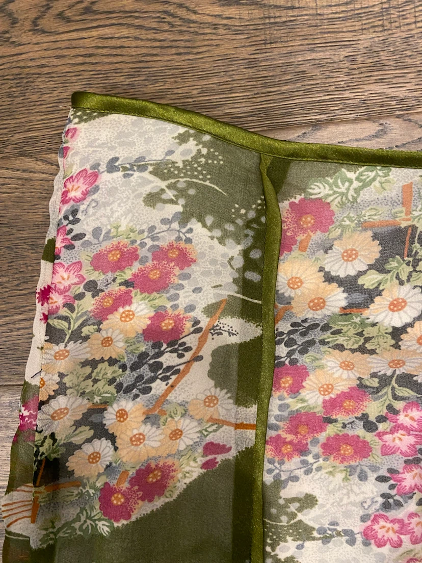 EUC: Triangle Flowing Floral Chiffon Midi Skirt Size 10 - photo 3