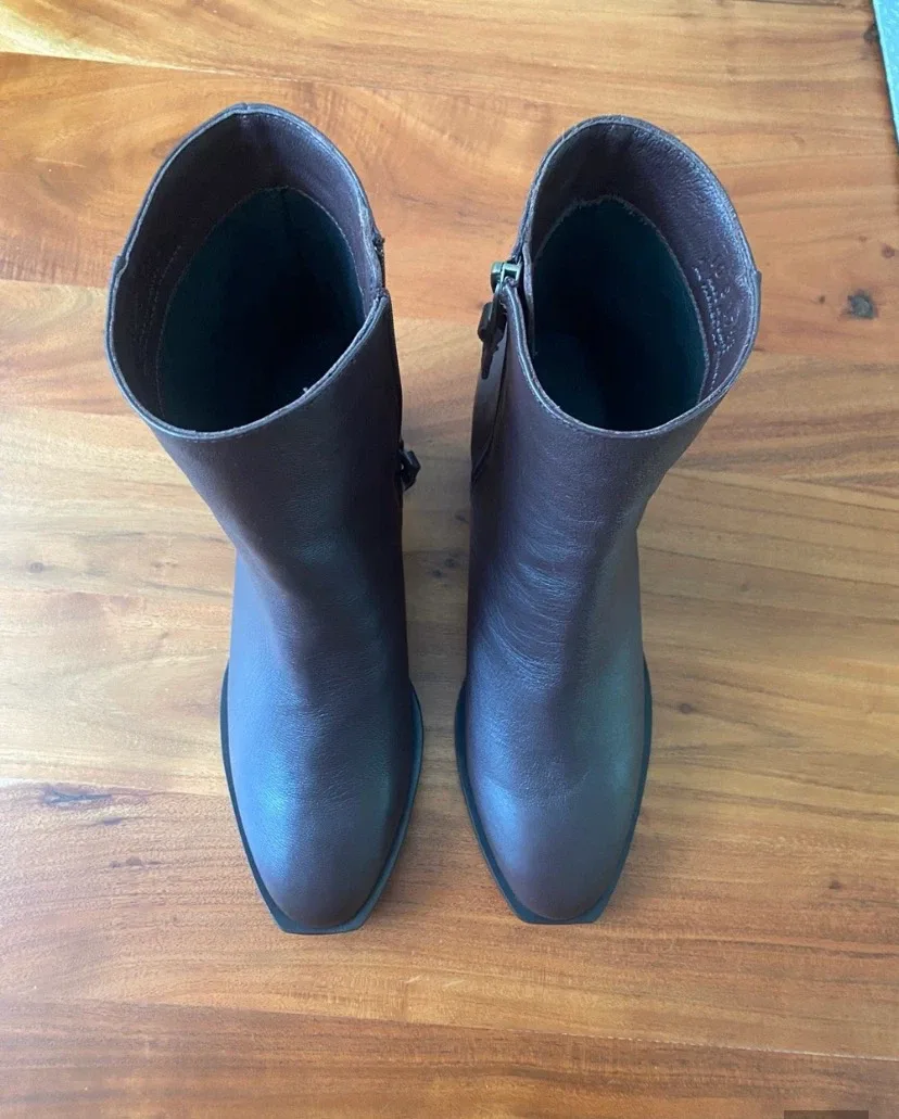 Poppy Barley Front Row Boots - Size 10 - photo 3