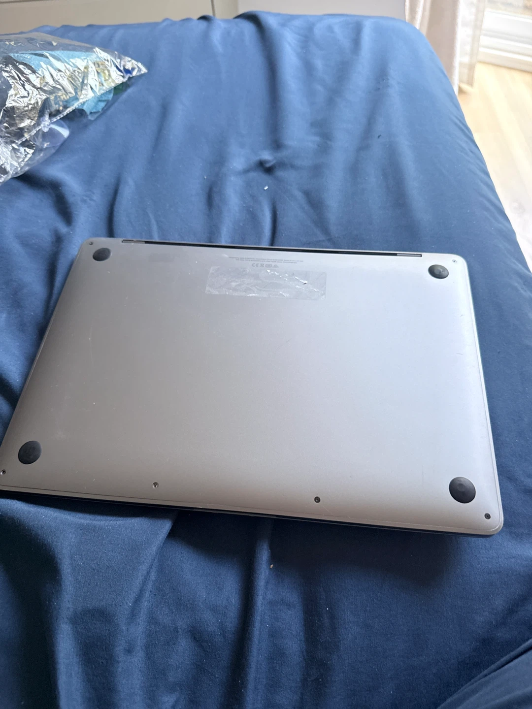 Apple MacBook Pro Laptop - photo 3