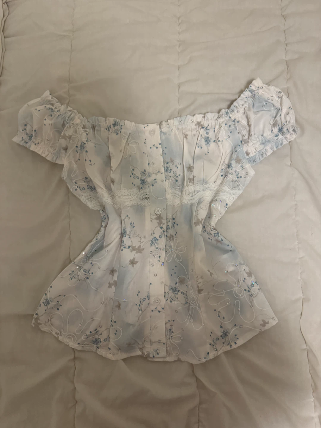 Womens Medium Tops (5$ Each) - photo 3