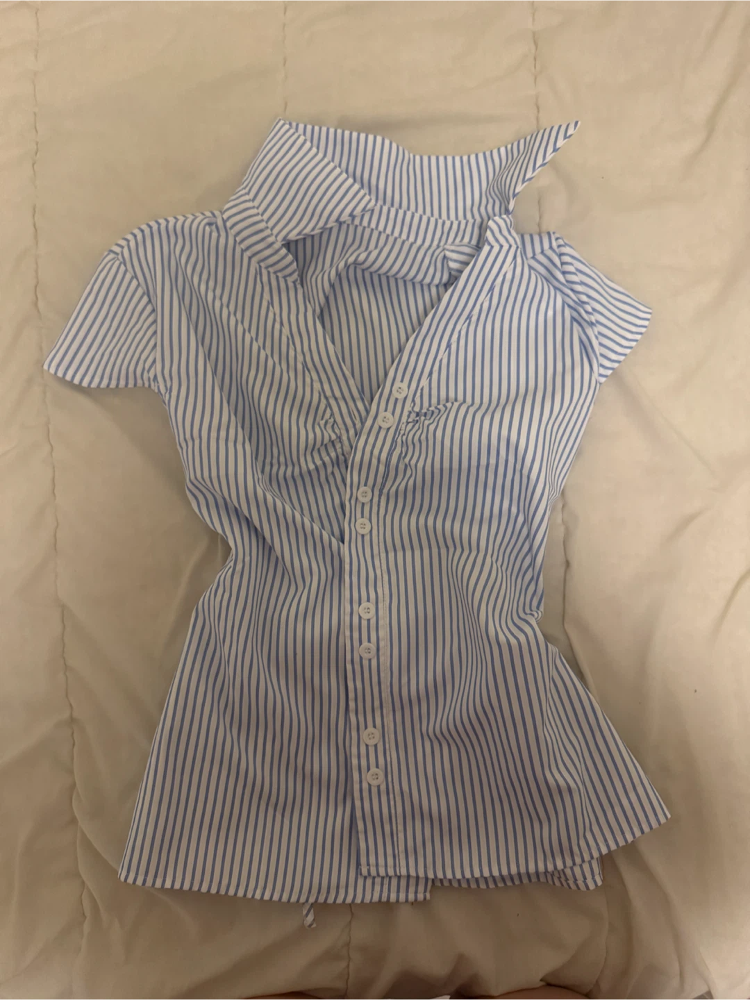 Womens Medium Tops (5$ Each) - photo 4