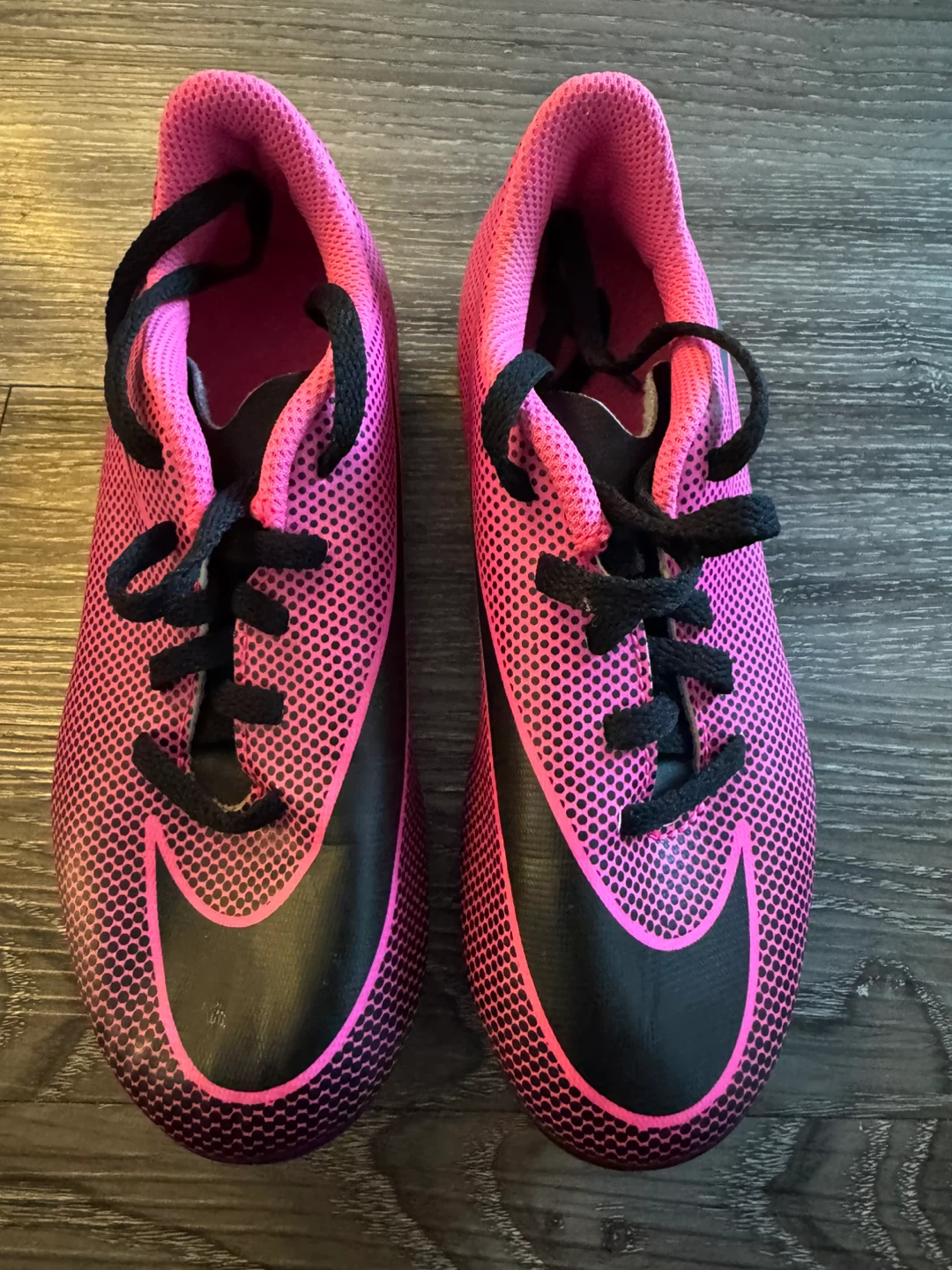 Kids Nike Pink Soccer Cleats - photo 2