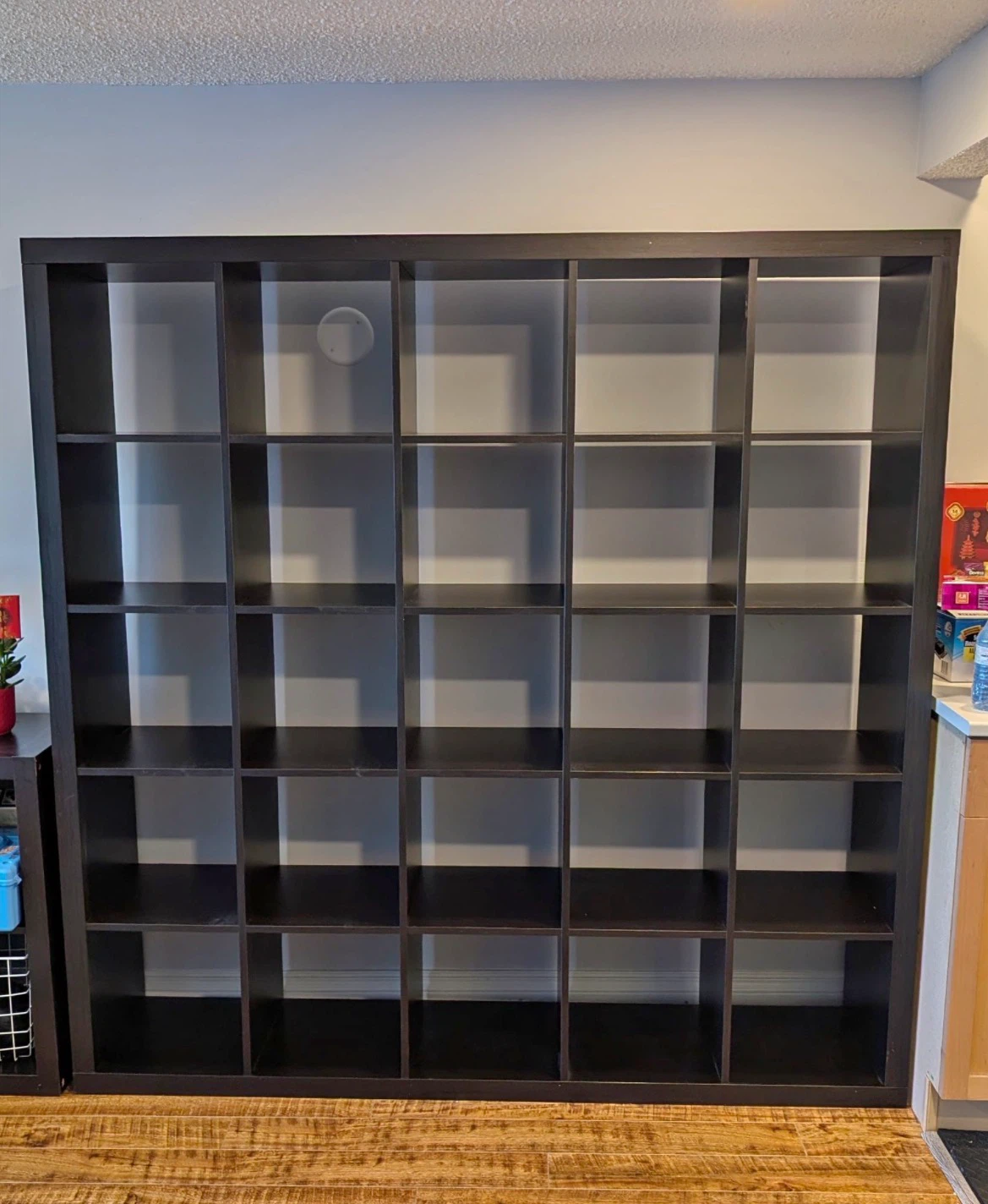 IKEA KALLAX 5x5 shelf in good condition