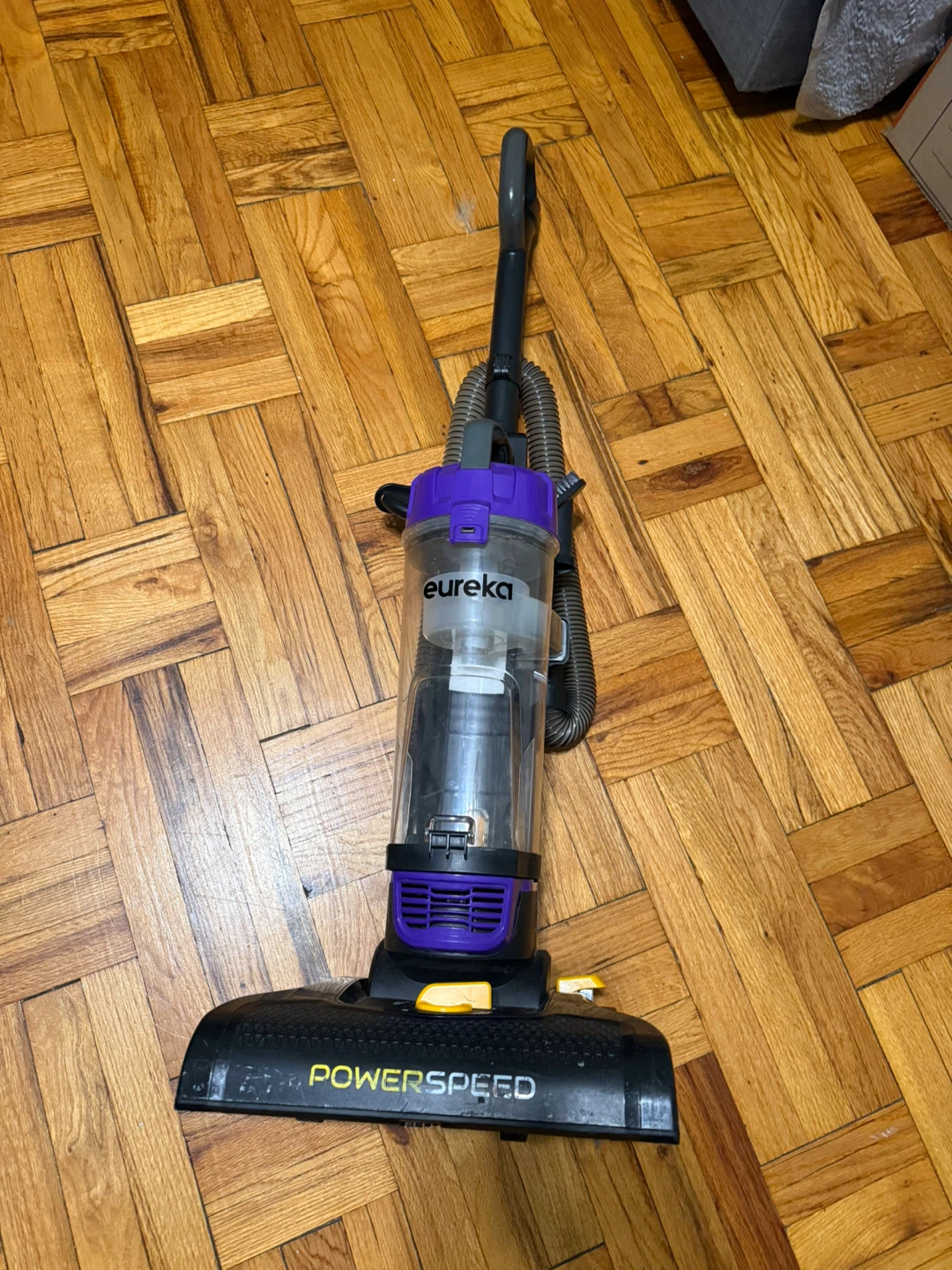 Eureka PowerSpeed Upright Vacuum Cleaner - photo 2