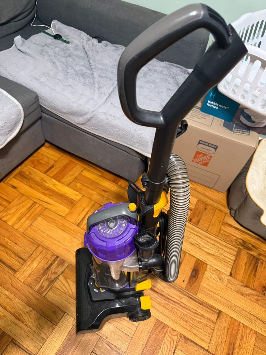 Eureka PowerSpeed Upright Vacuum Cleaner - photo 3
