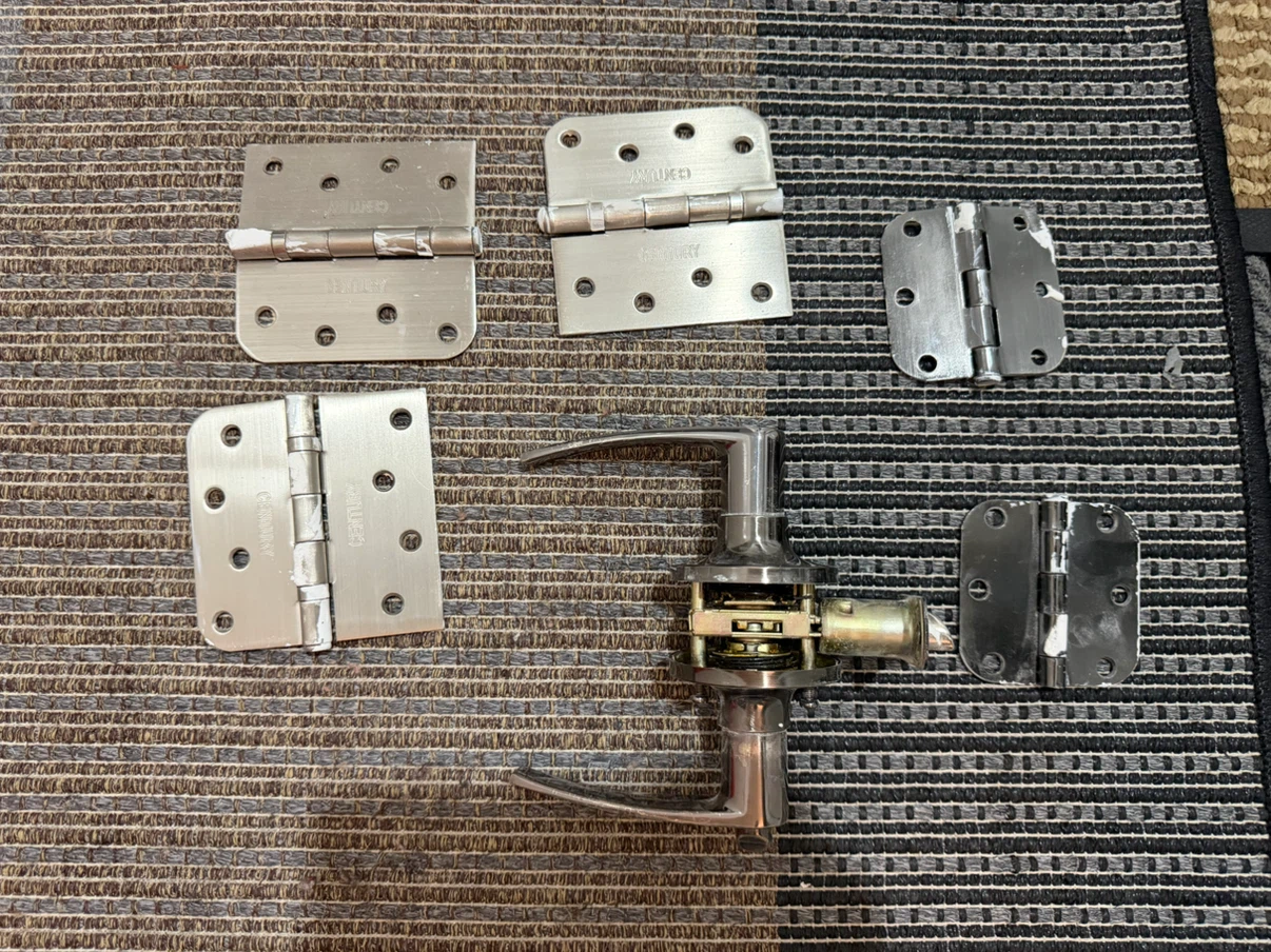 Door Lever Handle and Hinges Set - photo 3