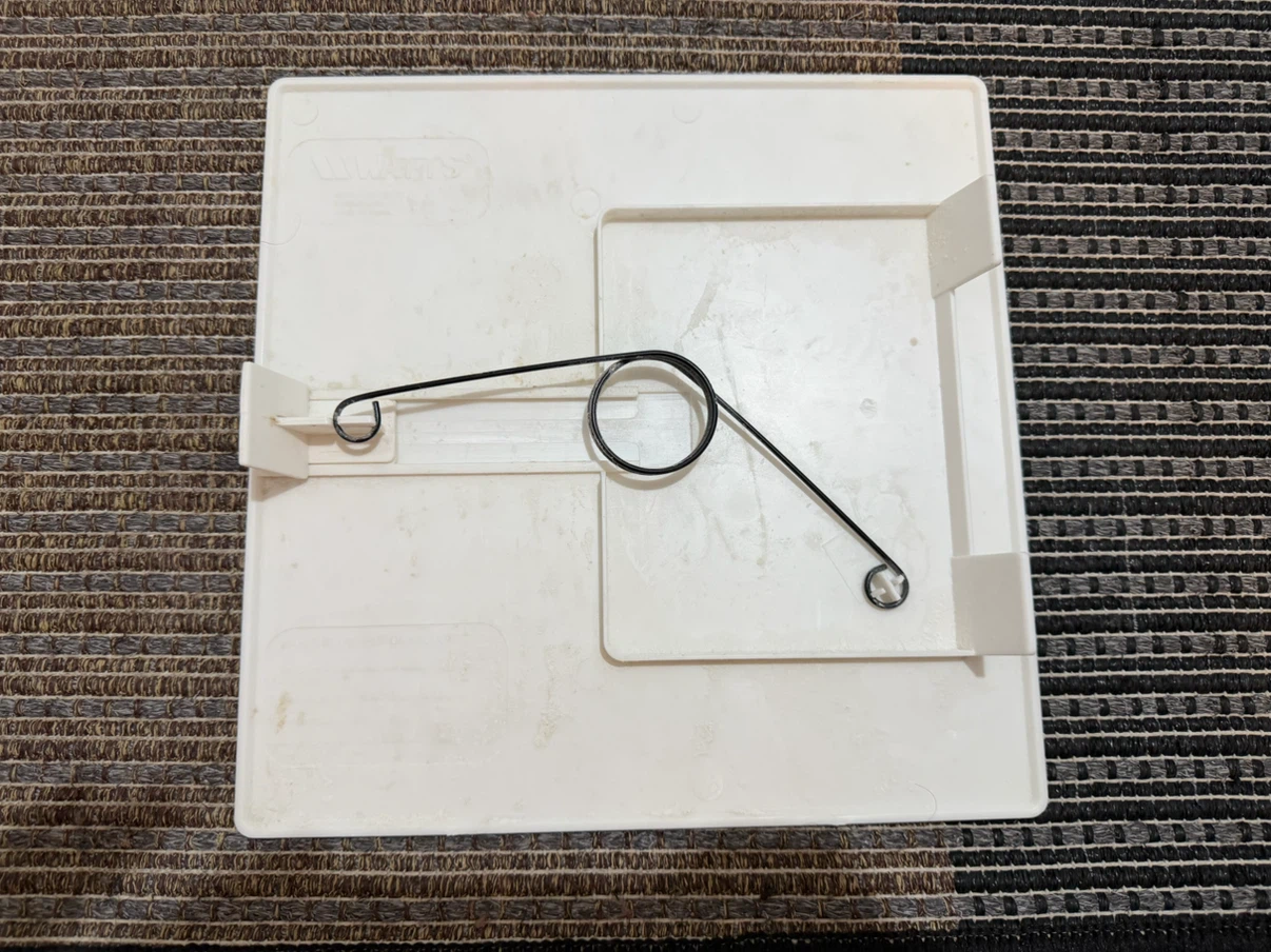 Anchor Hocking White Square Trivet