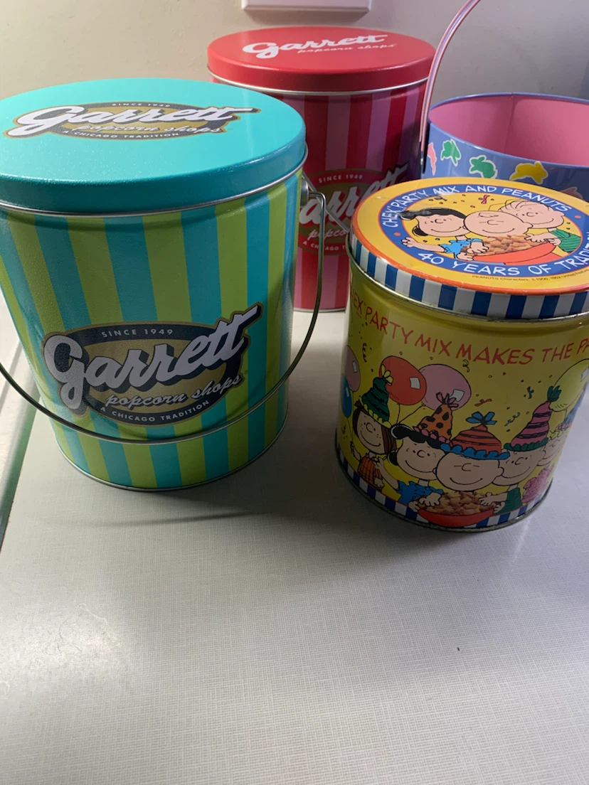 BRIGHT COLOR TINS