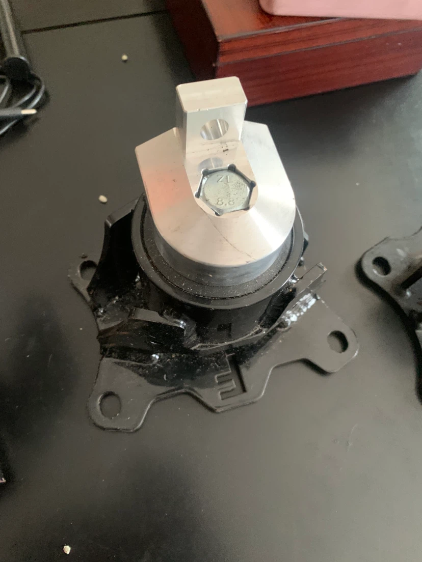 Engine Mount Set(1320) - photo 2