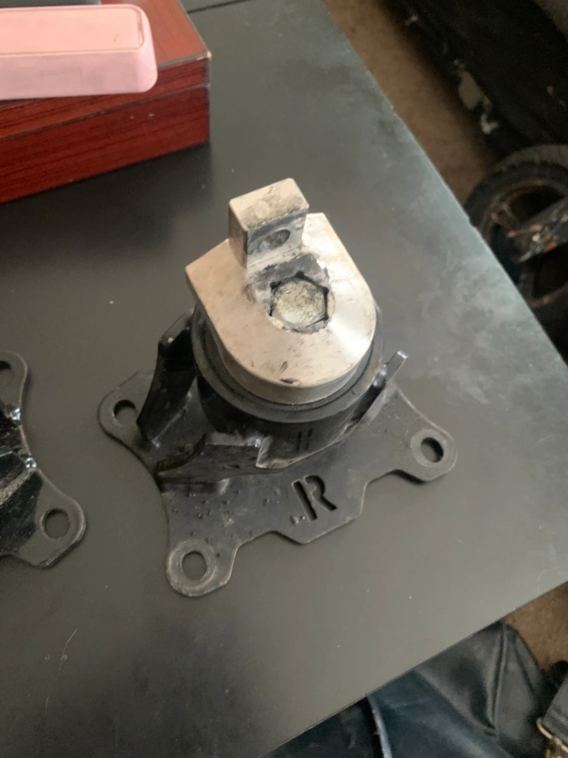 Engine Mount Set(1320) - photo 3