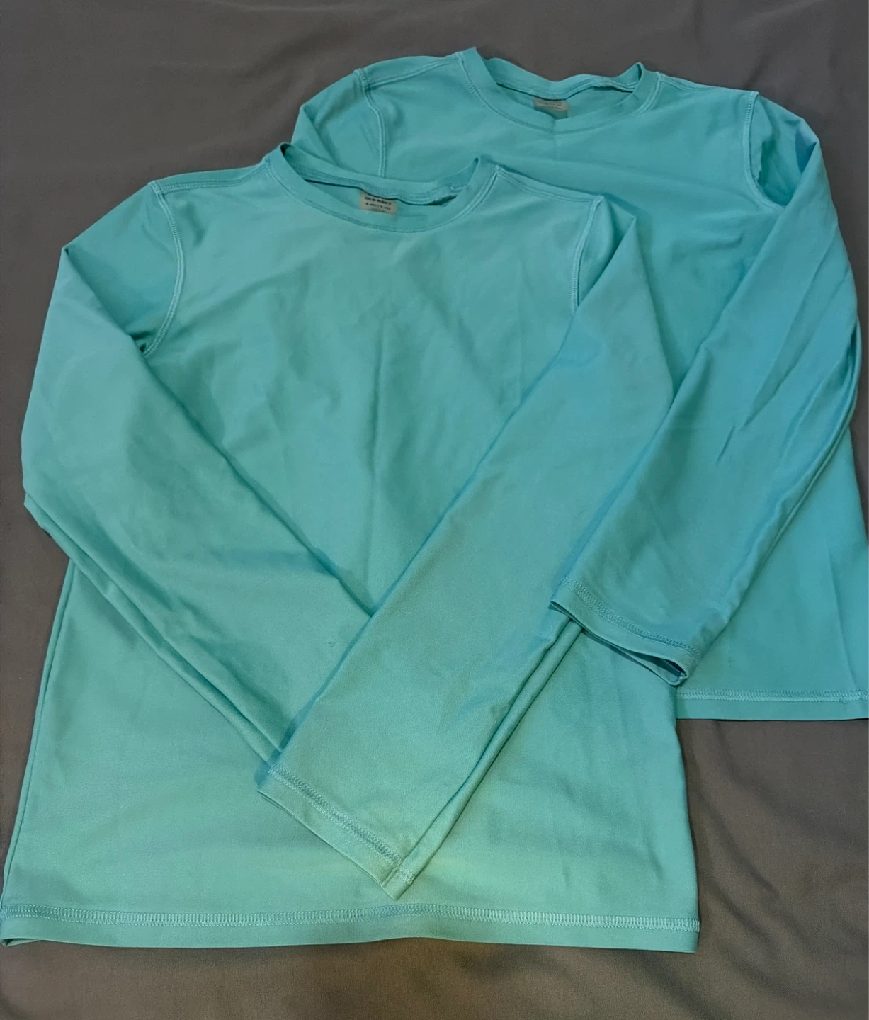 Two Old Navy Long Sleeve Rash Guard Swim Shirts Boys Size S
