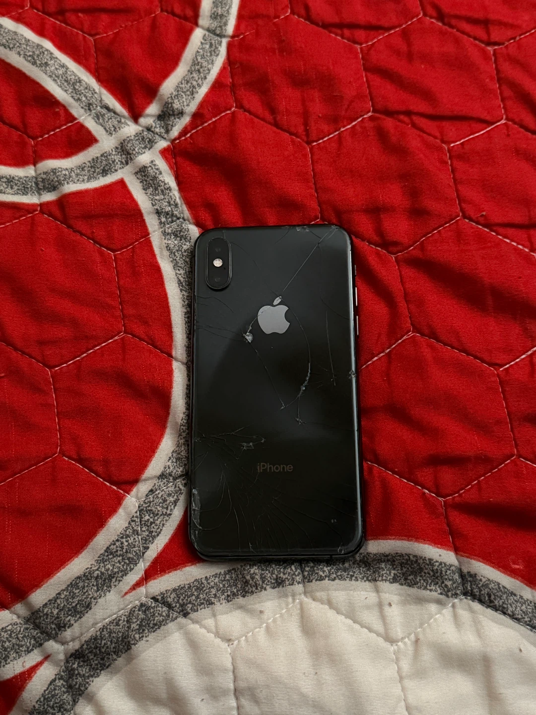 Apple iPhone XS- Cracked Back - photo 2