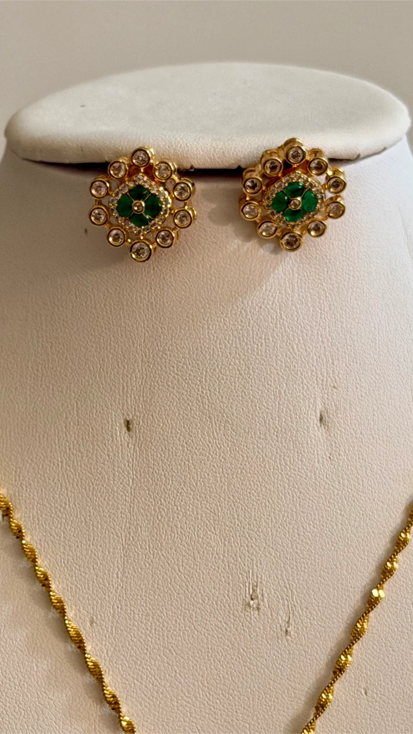 Gold Tone Pendant Necklace and Earrings Set with Green Stones - photo 2