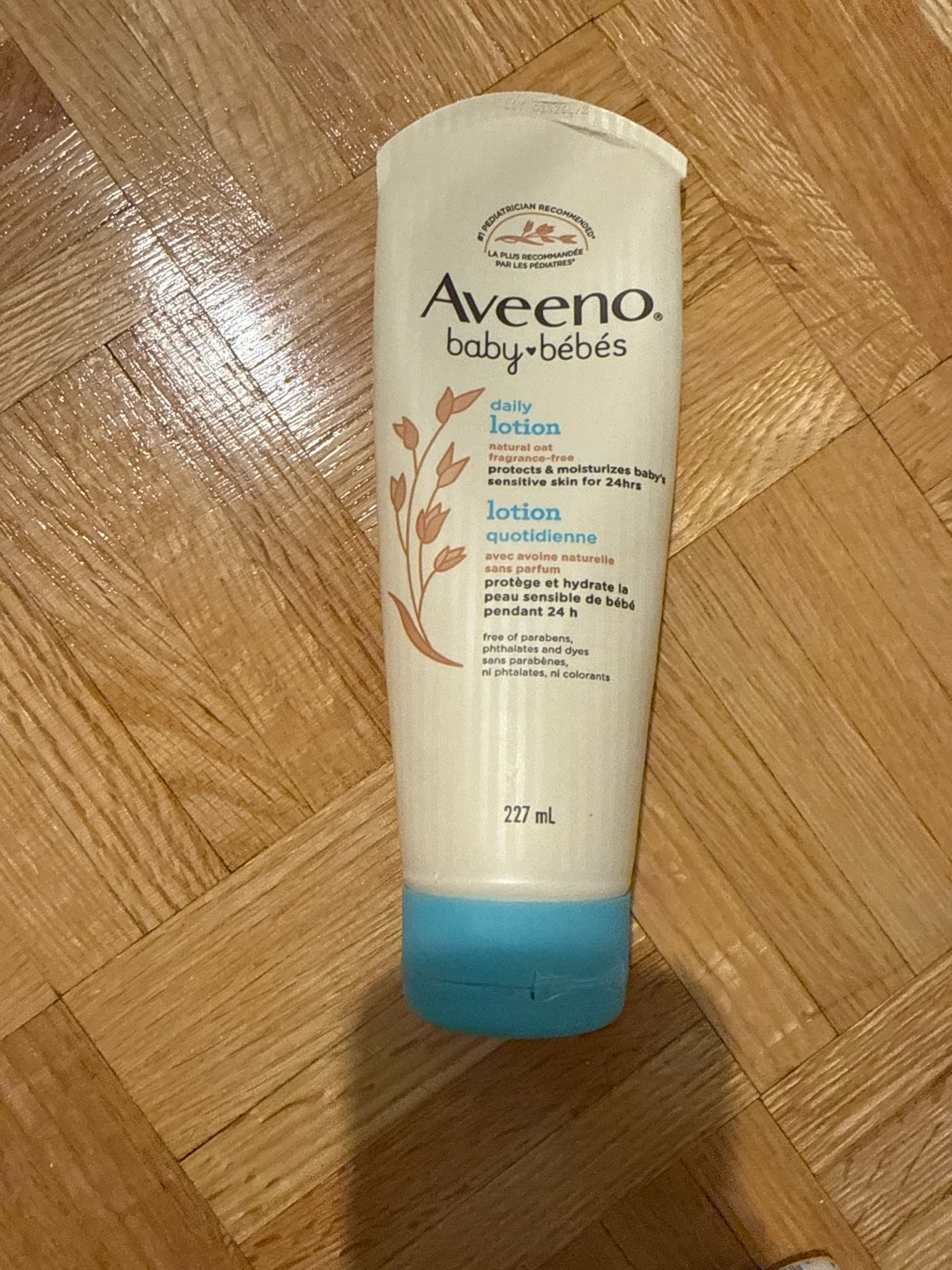Aveeno and Mustela baby skincare bundle - photo 3